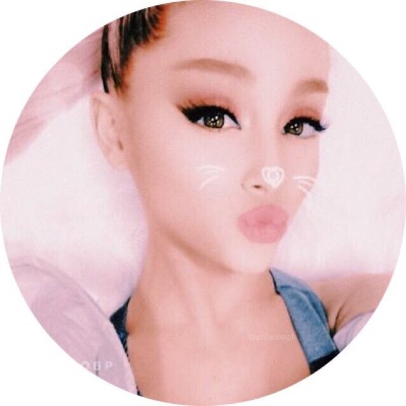 Meet your Posher, Megan - Picture 2 of 2